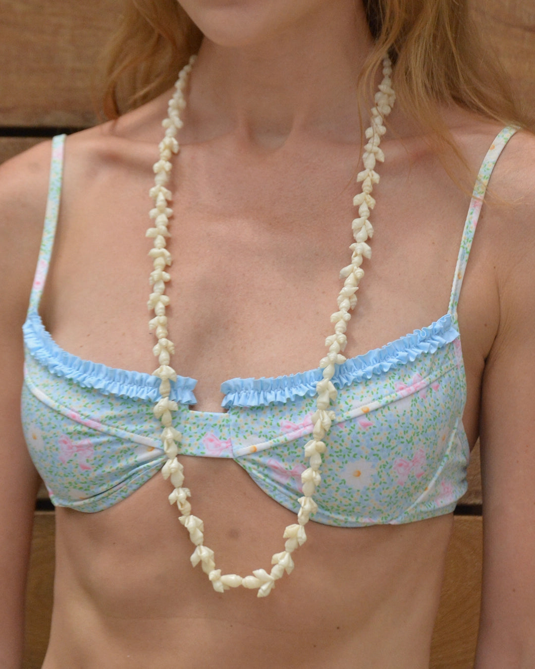 Vintage Twisted Ivory Seashell Necklace