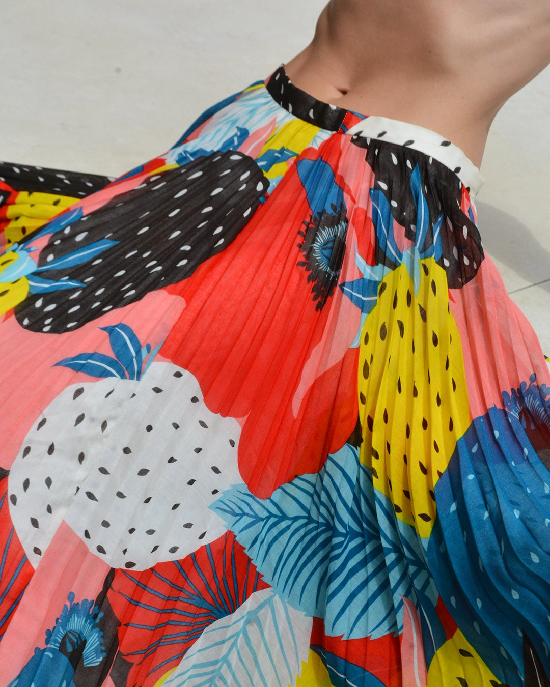 Vintage French Abstract Fruit Print Sunray Pleated Cotton Skirt