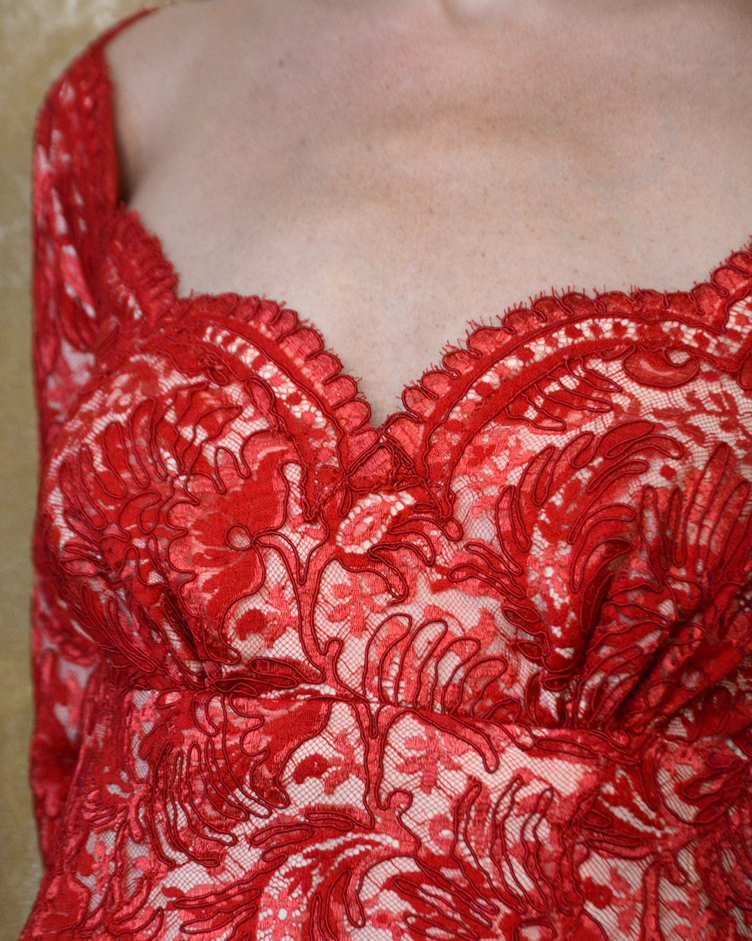 Vintage 1950s Lace Sweetheart Neckline Mermaid Gown