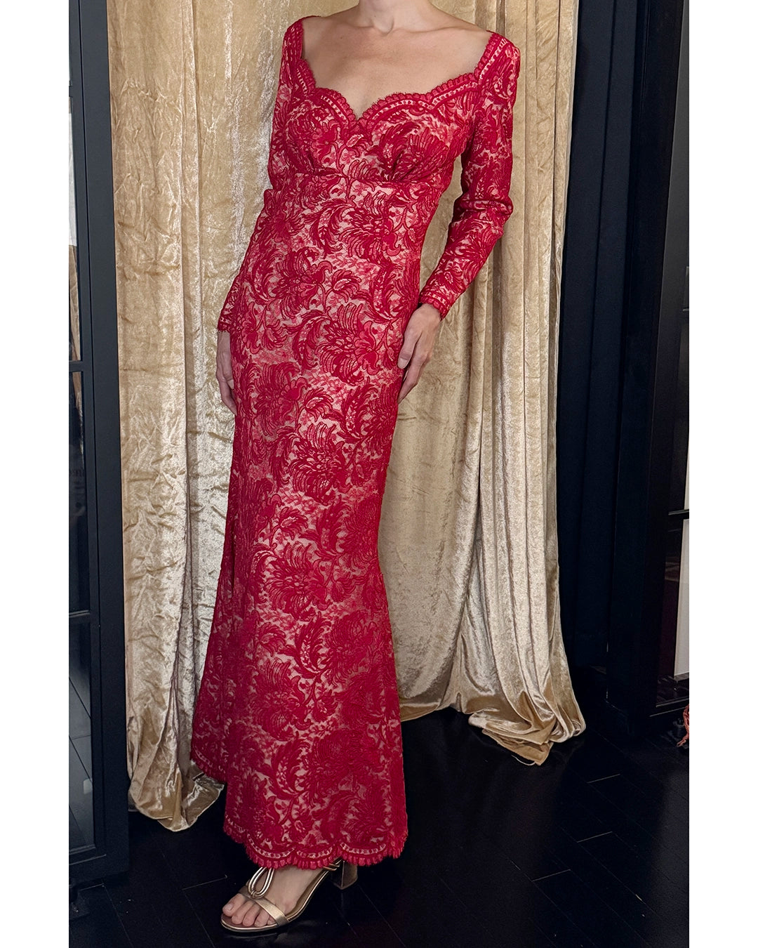 Vintage 1950s Lace Sweetheart Neckline Mermaid Gown