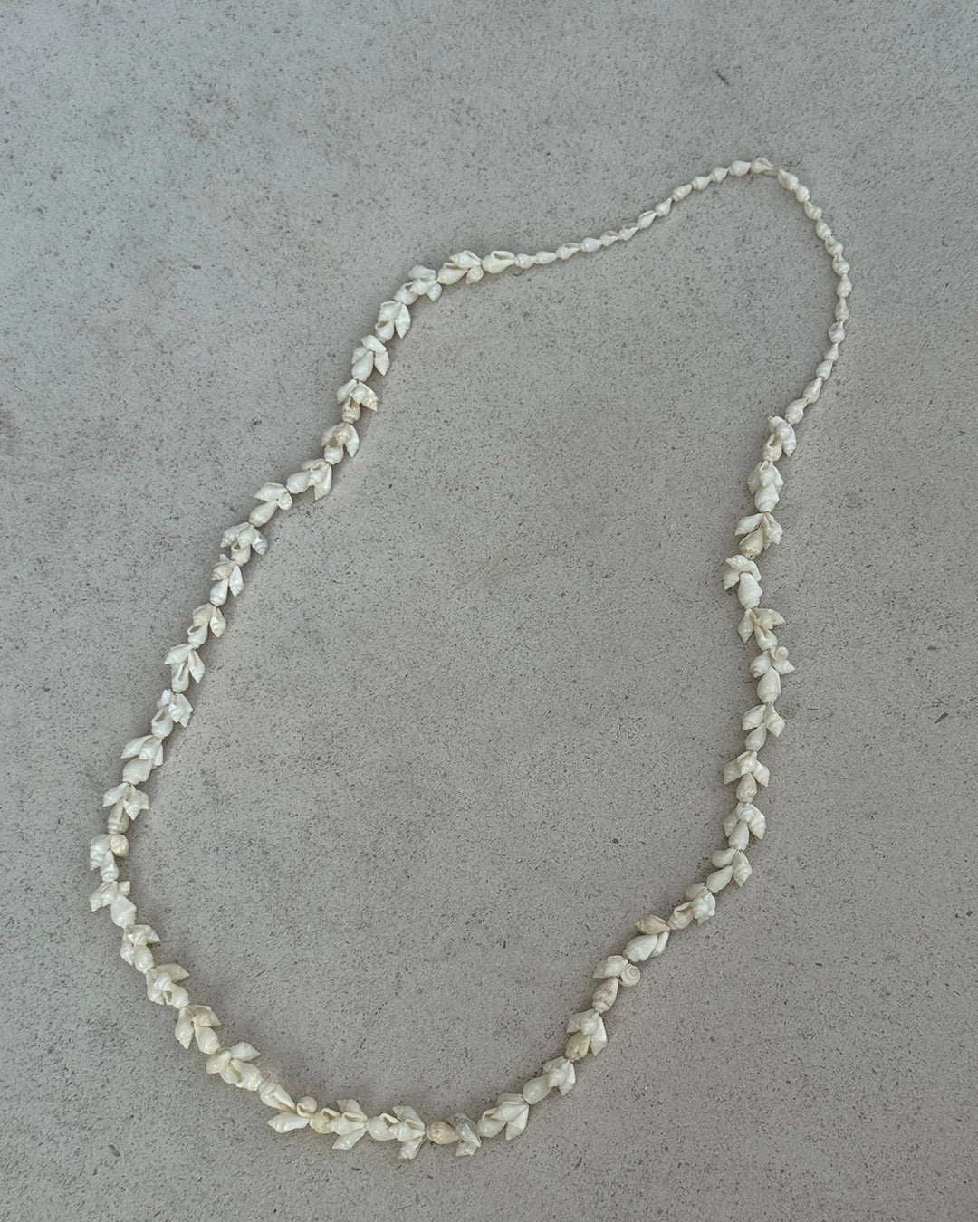 Vintage Twisted Ivory Seashell Necklace