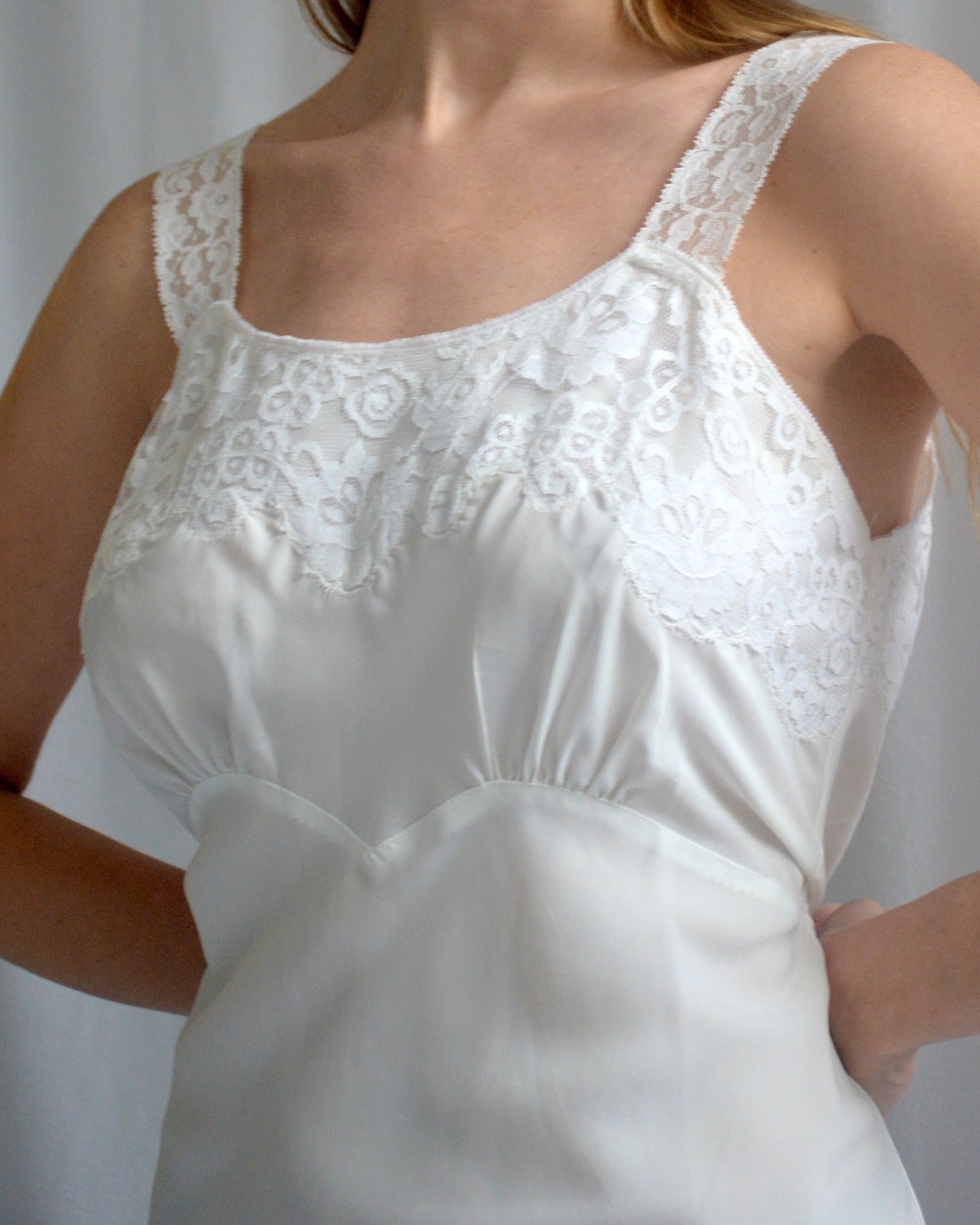 Vintage 1950s Lace-Trim Ivory Slip