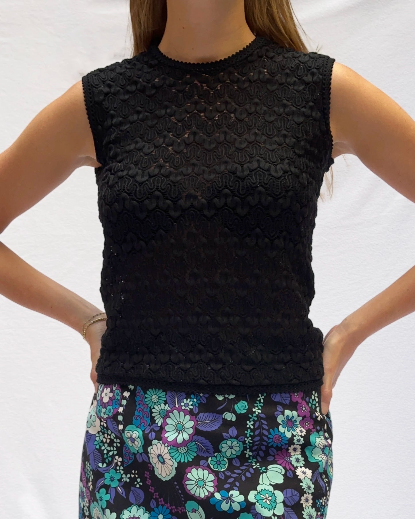 Vintage 1960s Crochet Shell
