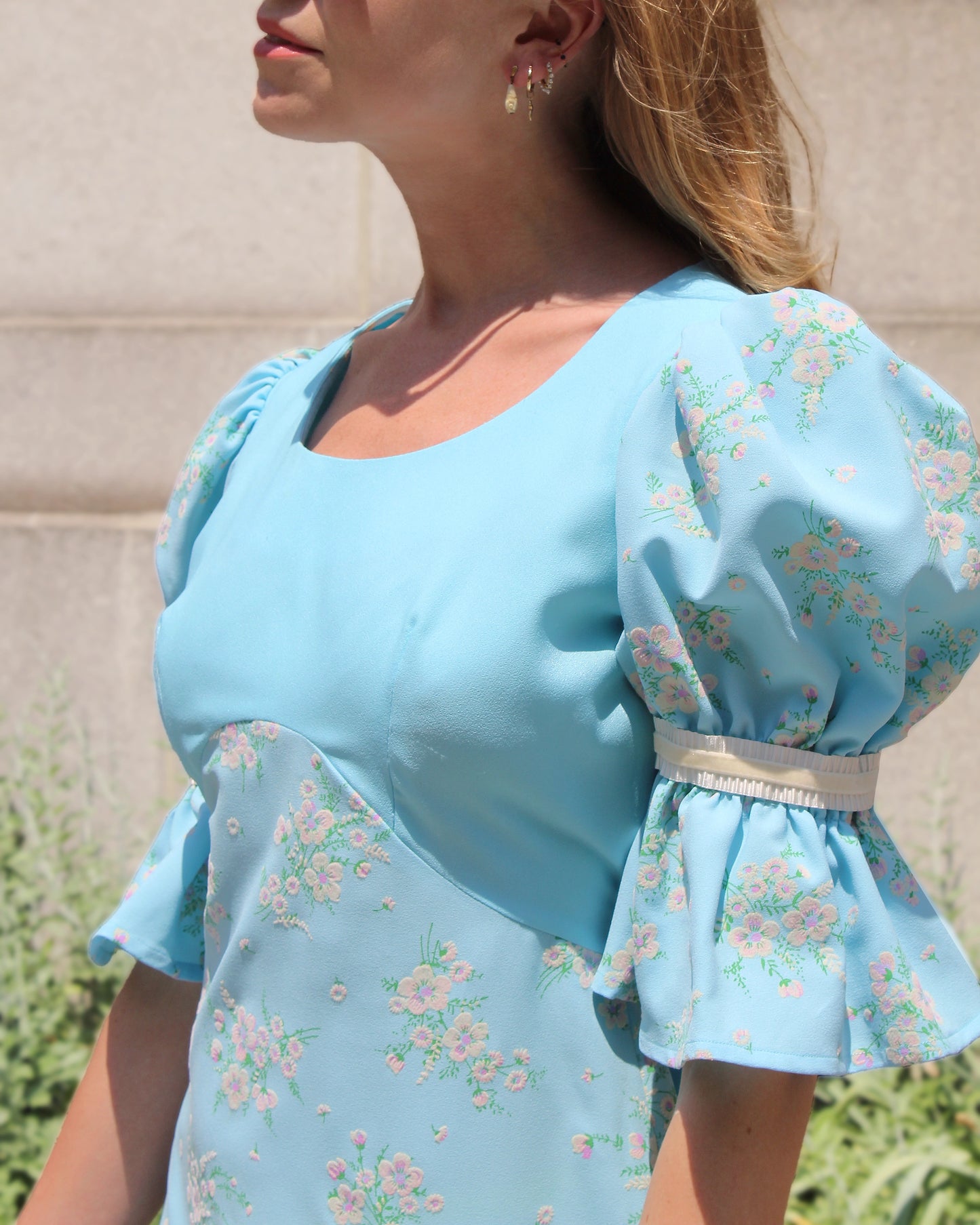 Vintage Floral Puff Sleeve Regency-Core Dress