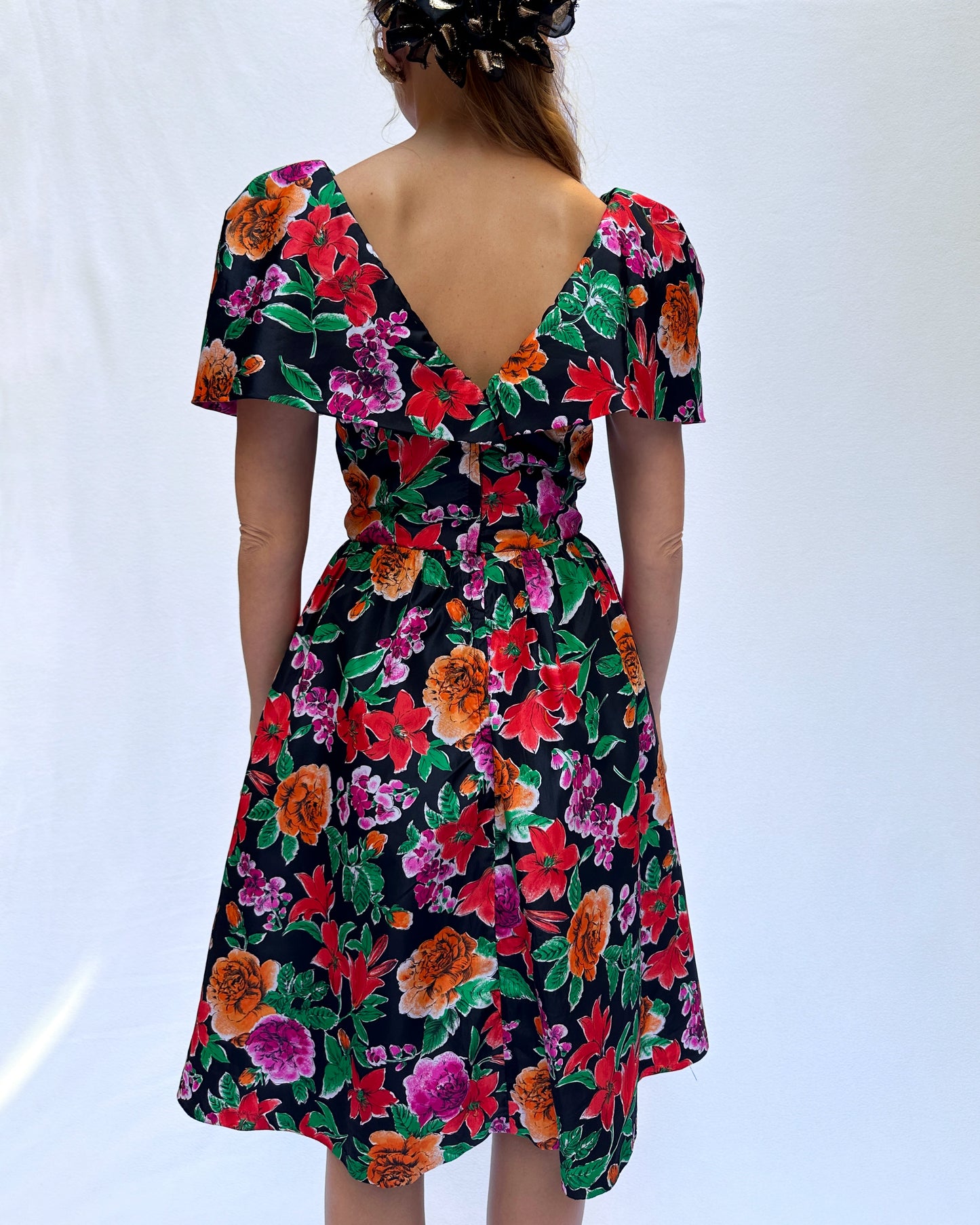 Vintage 1980s Floral Puff Sleeve Cape Neck Party Dress