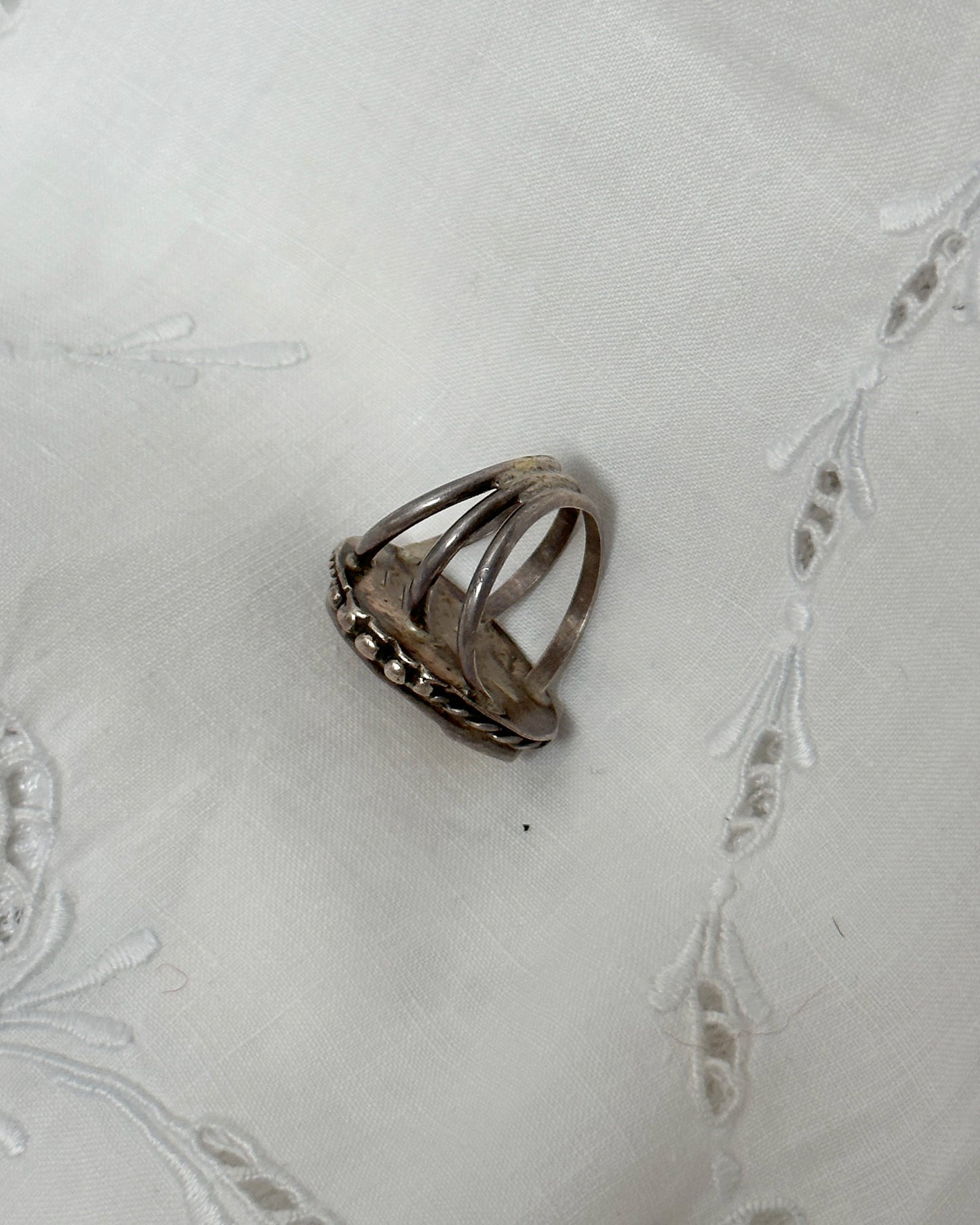 Vintage Sterling Silver Scrimshaw Ring