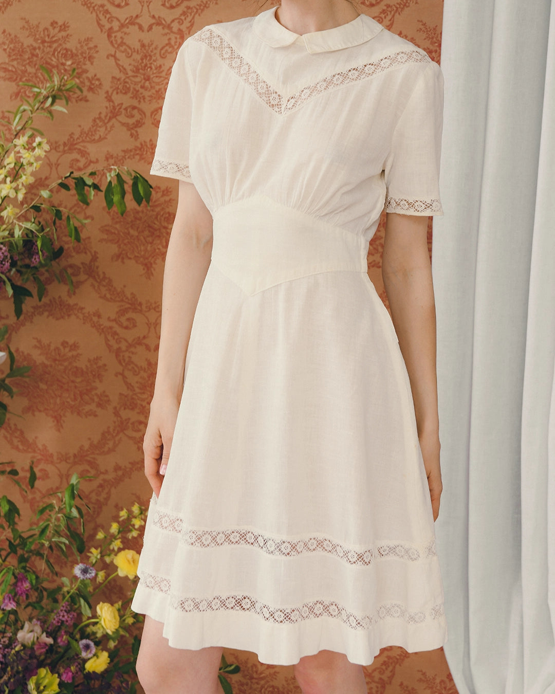 Vintage 1940s Peter Pan Collar Dress With Lace Insets