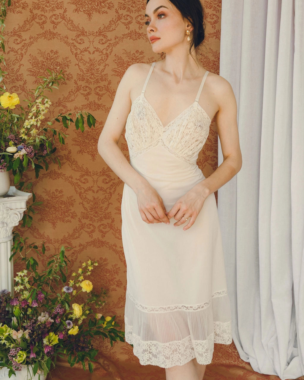 1940s Ivory Lace Slip With Flounce Hem And Crystal-Pleated Details