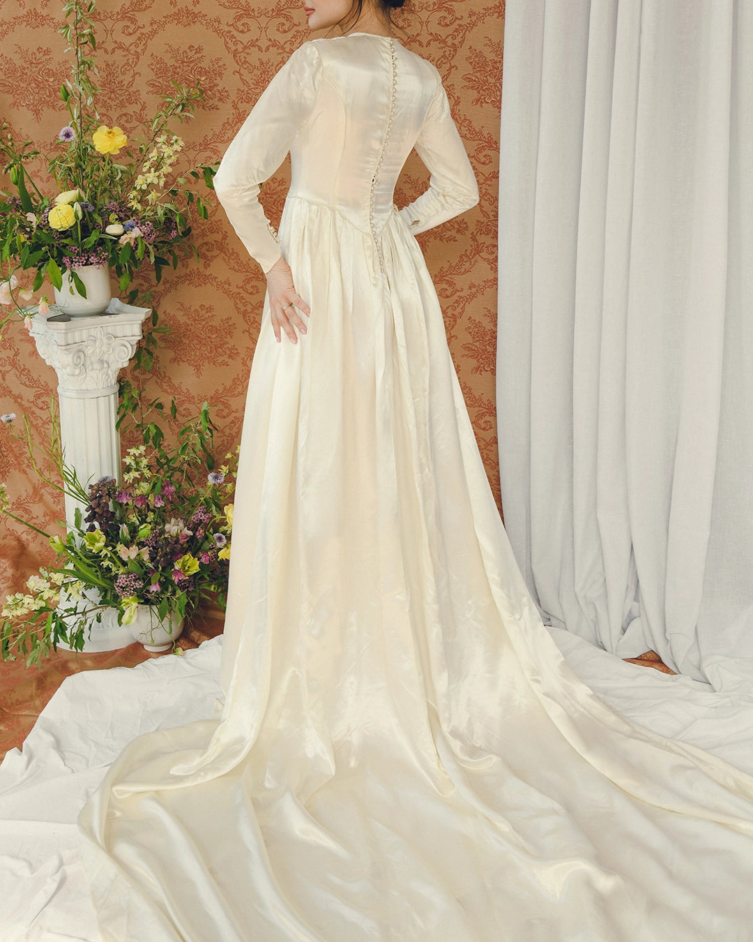 Vintage 1940s Duchesse Satin Princess Cut Wedding Dress With Court Train And Eyelet Cutout Beadwork