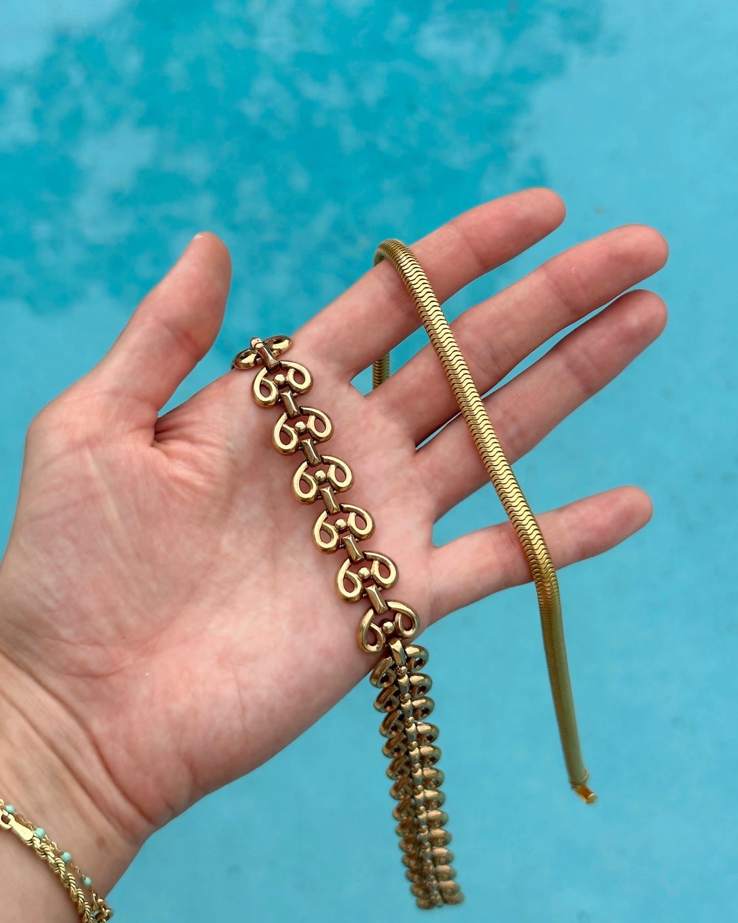 Vintage 1940s Trifari Gold Scroll Choker