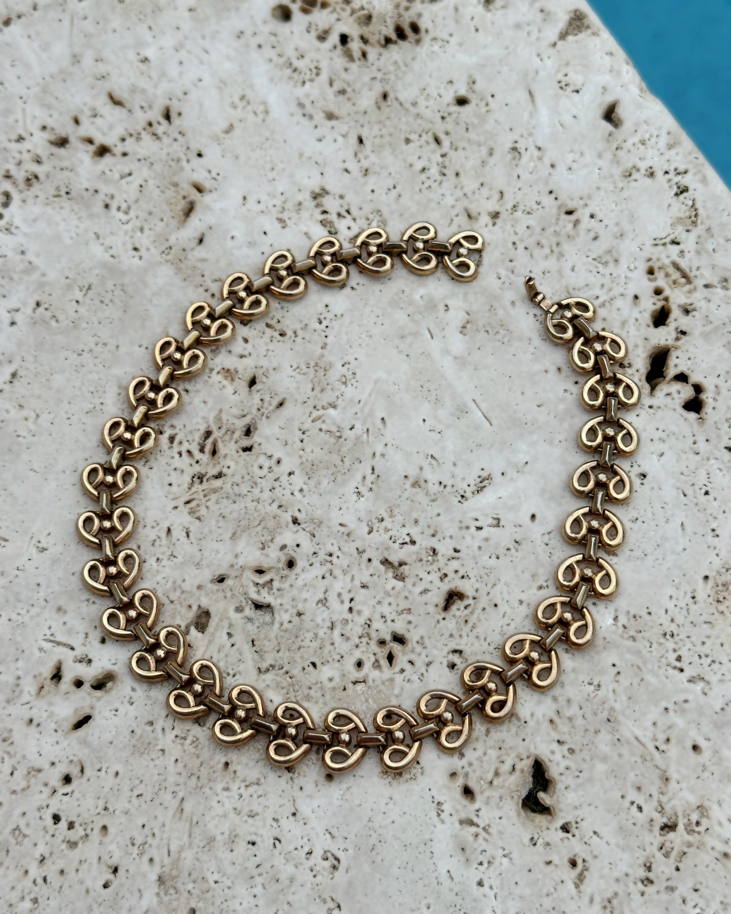 Vintage 1940s Trifari Gold Scroll Choker