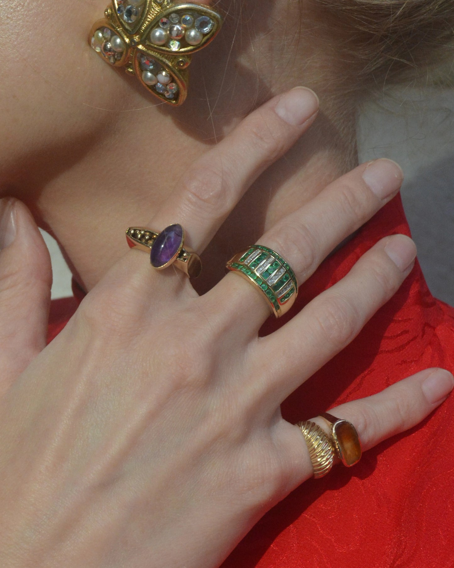Vintage Emerald And Diamond Gold Bombe Ring