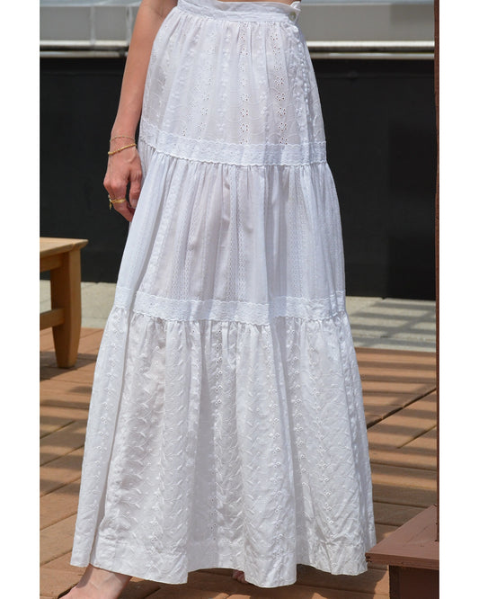 Vintage White Eyelet Tiered Maxiskirt