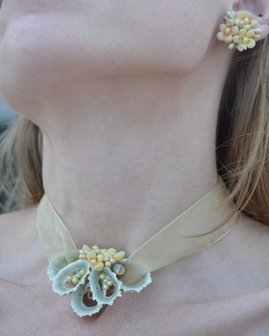 Vintage 1930s Pastel Seashell Choker Necklace + Earrings Set