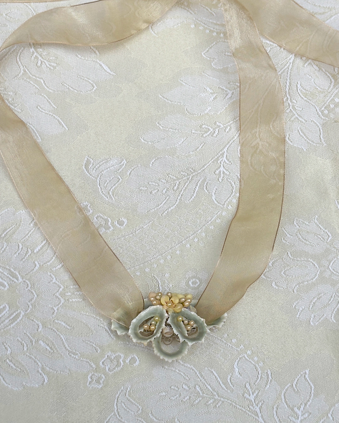Vintage 1930s Pastel Seashell Choker Necklace + Earrings Set
