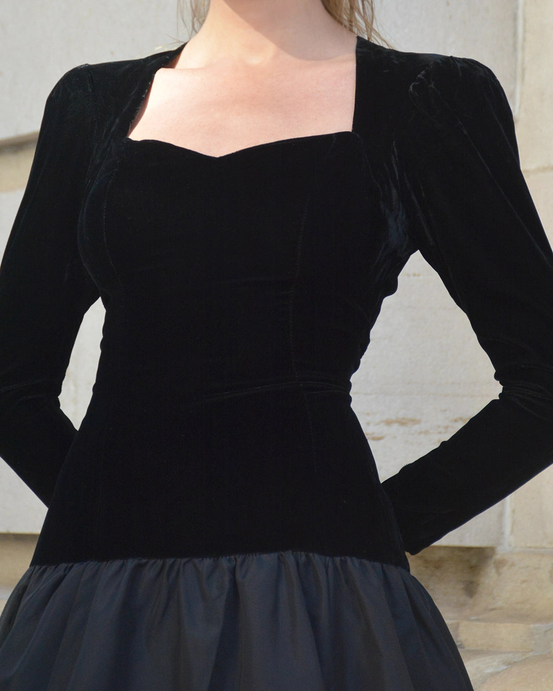 Vintage 1980s Gunne Sax Velvet Bodice Open Back Dress