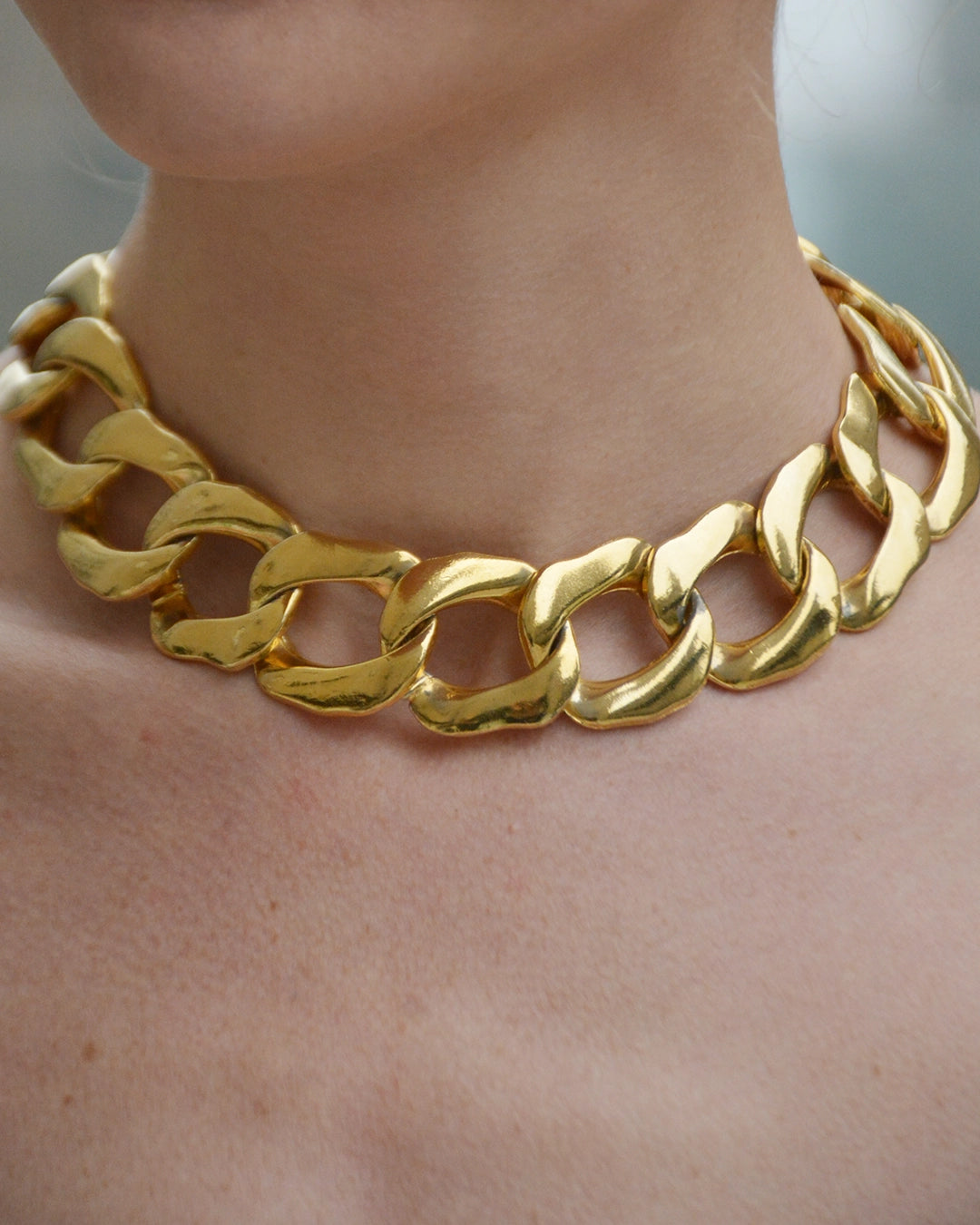 Vintage Chunky Gold Curb Chain Choker Necklace