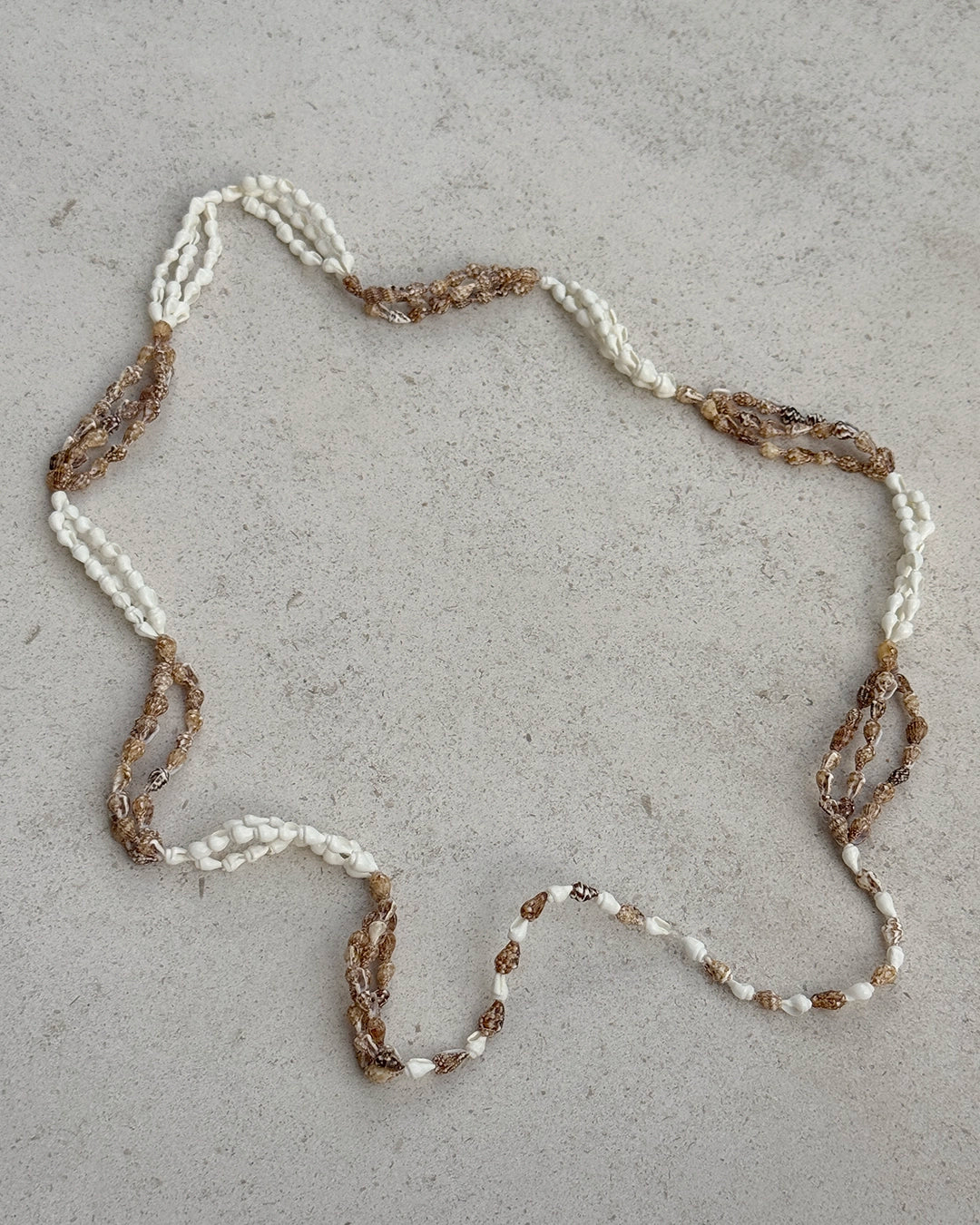 Vintage Colorblock Seashell Necklace with Nassa Shells
