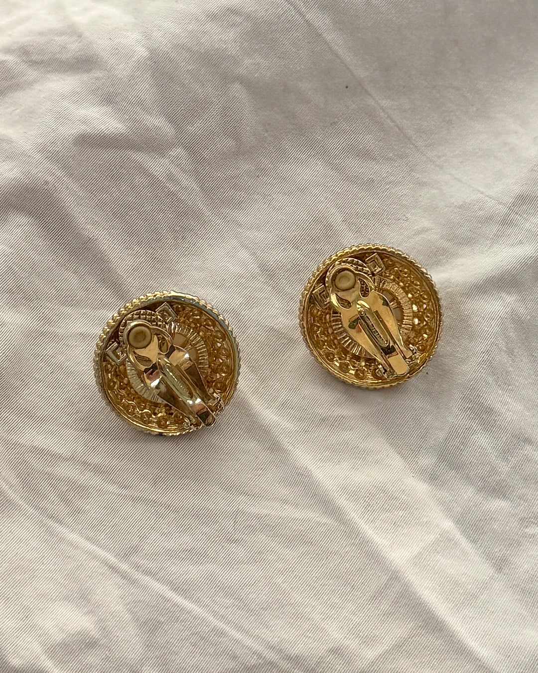 Vintage Gold and Pearl Button Stud Earrings