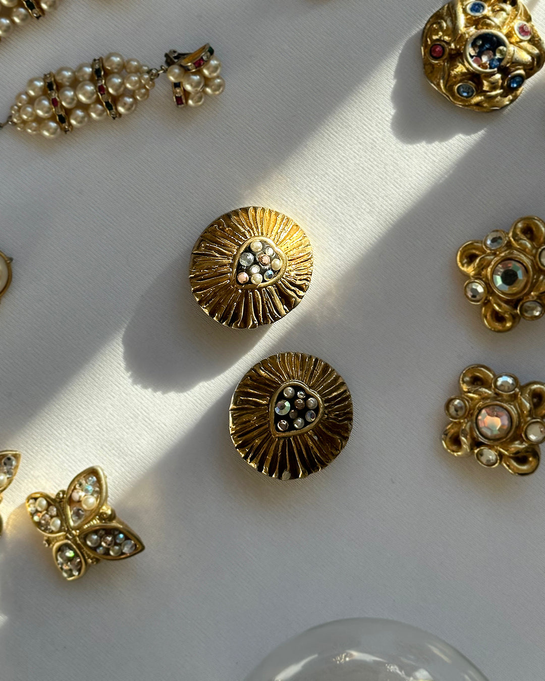 Vintage Signed Jacky De G Shining Heart Earrings