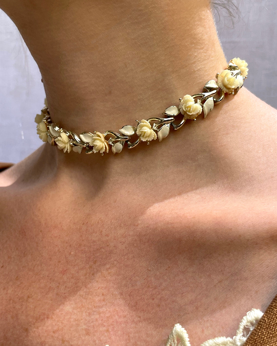 Vintage 1950s Rose Choker