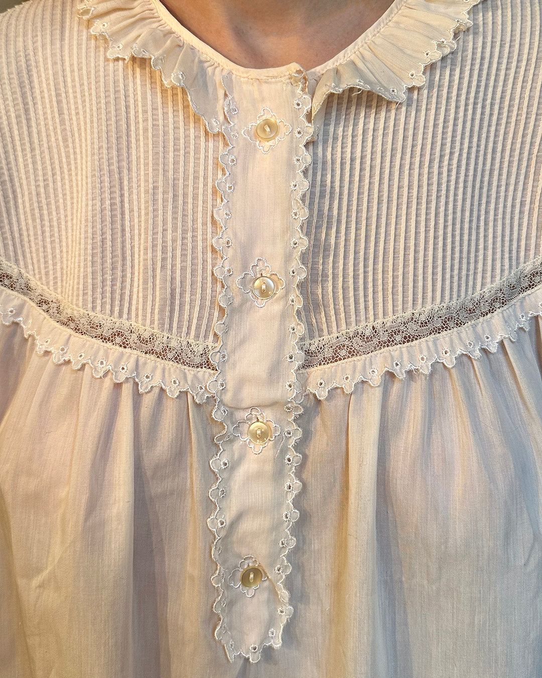 Vintage 1960s Eyelet Trim Nightdress