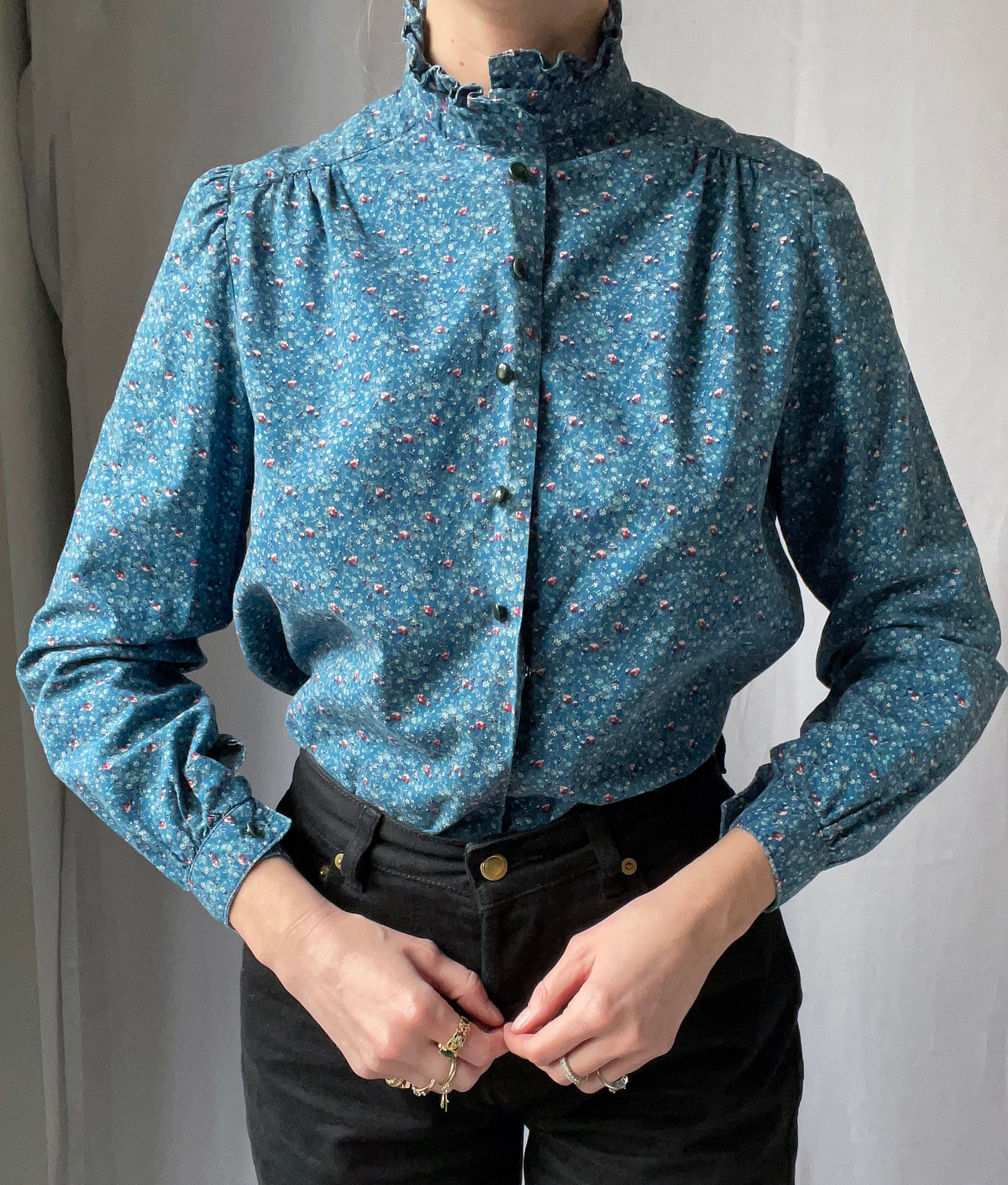 Vintage Ruffle Collar Calico Blouse