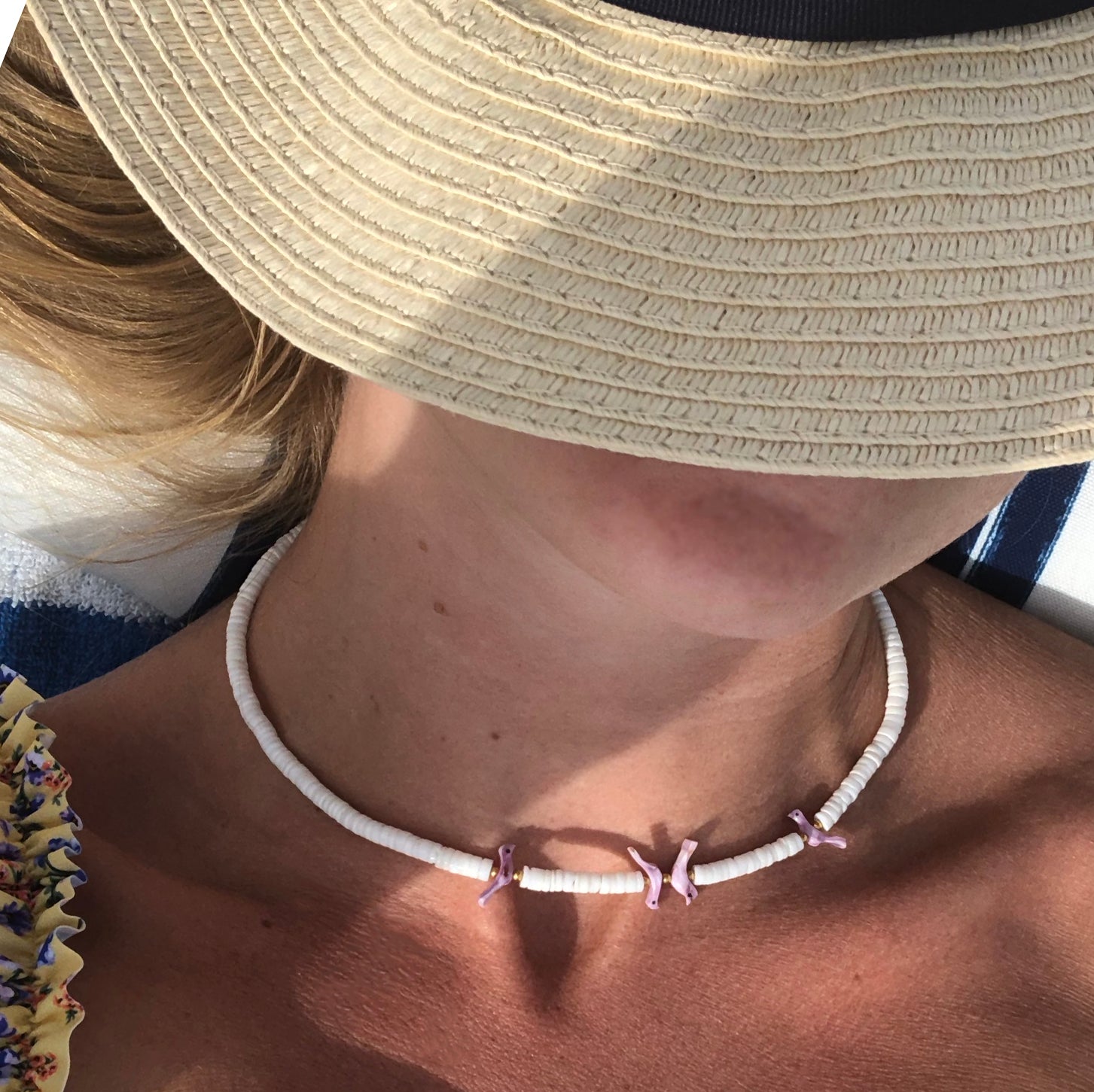 VINTAGE NATIVE AMERICAN HEISHI CHOKER NECKLACE WITH LAVENDER BIRD FETISH