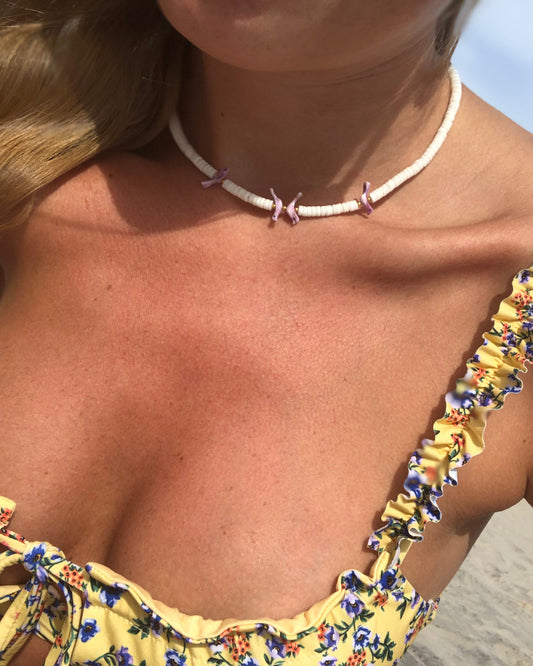 VINTAGE NATIVE AMERICAN HEISHI CHOKER NECKLACE WITH LAVENDER BIRD FETISH