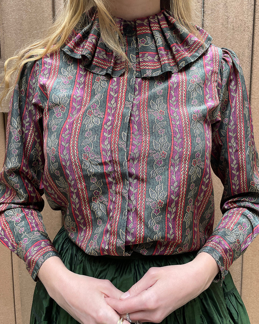 Vintage Ruffle Collar Shirt