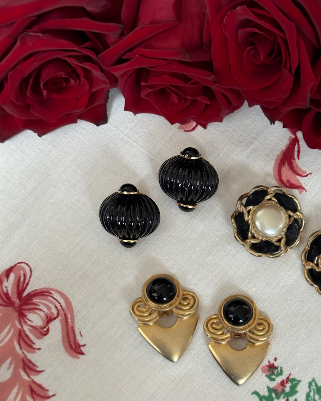 Vintage Black Enamel Shell Earrings