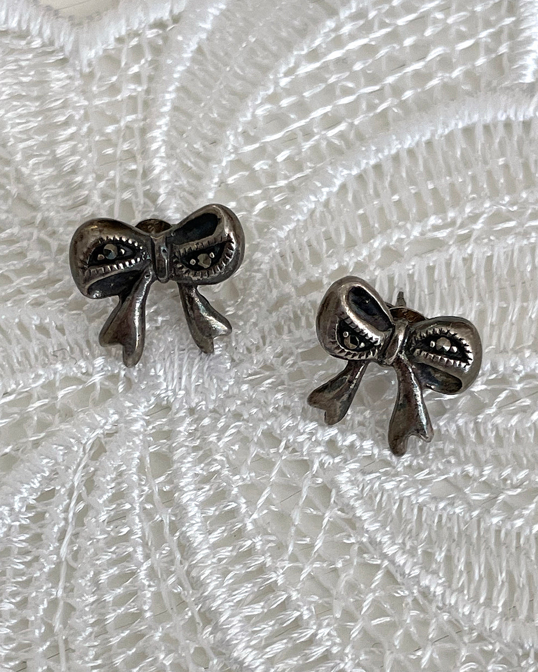 Vintage Sterling Silver Bow Earrings