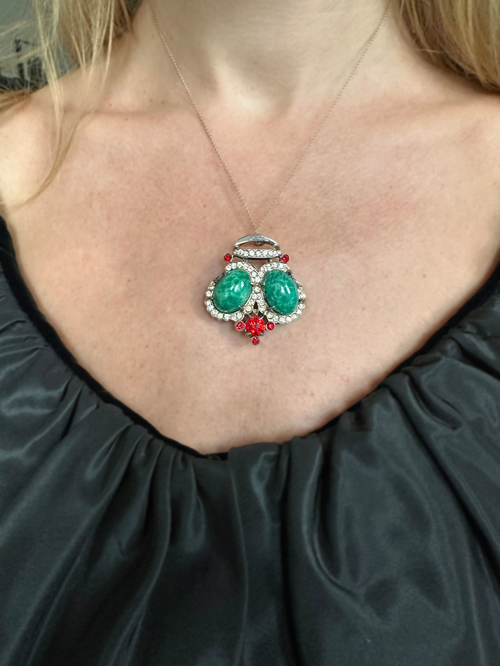 Vintage 1940s Trifari Crown Pendant/Brooch