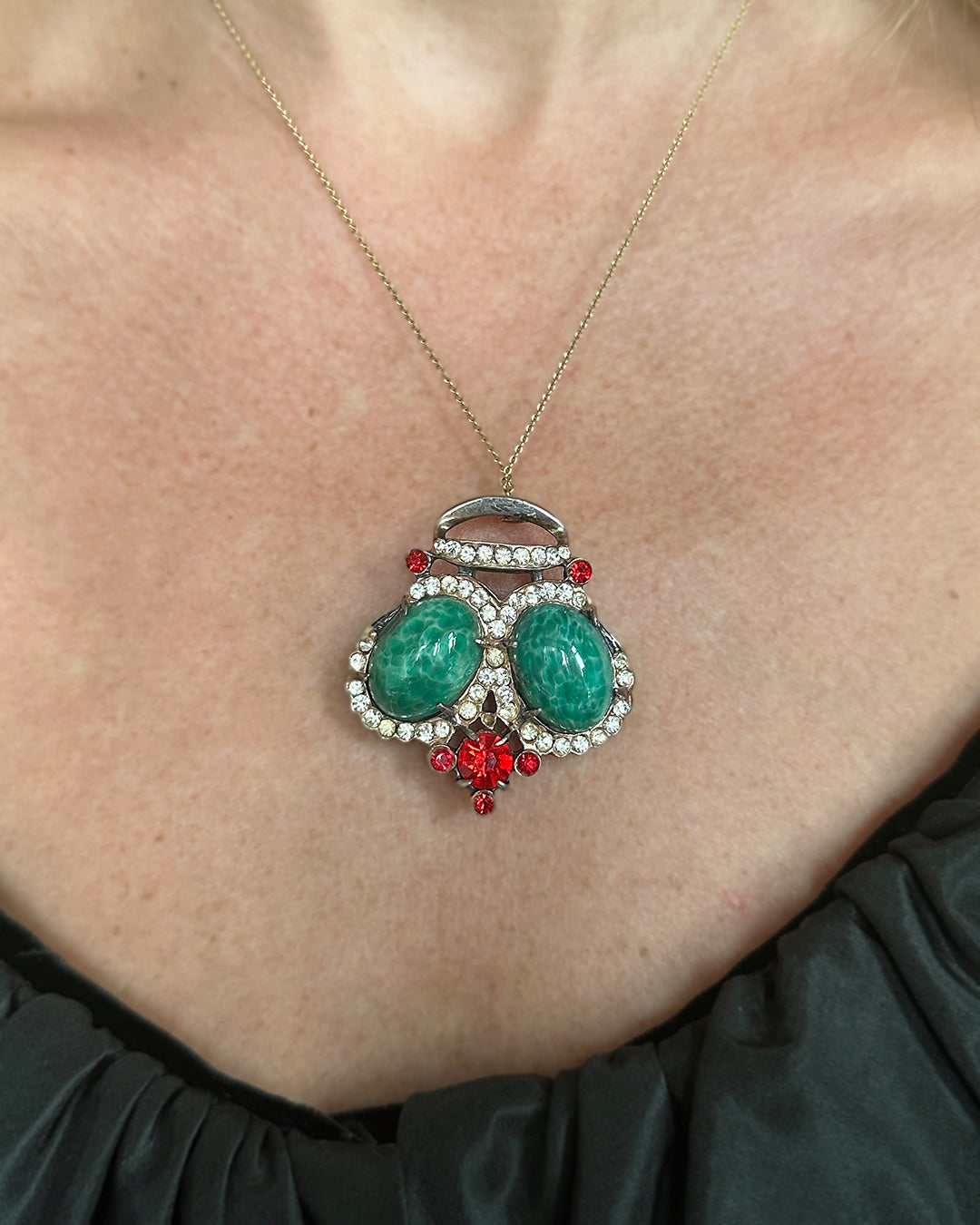 Vintage 1940s Trifari Crown Pendant/Brooch