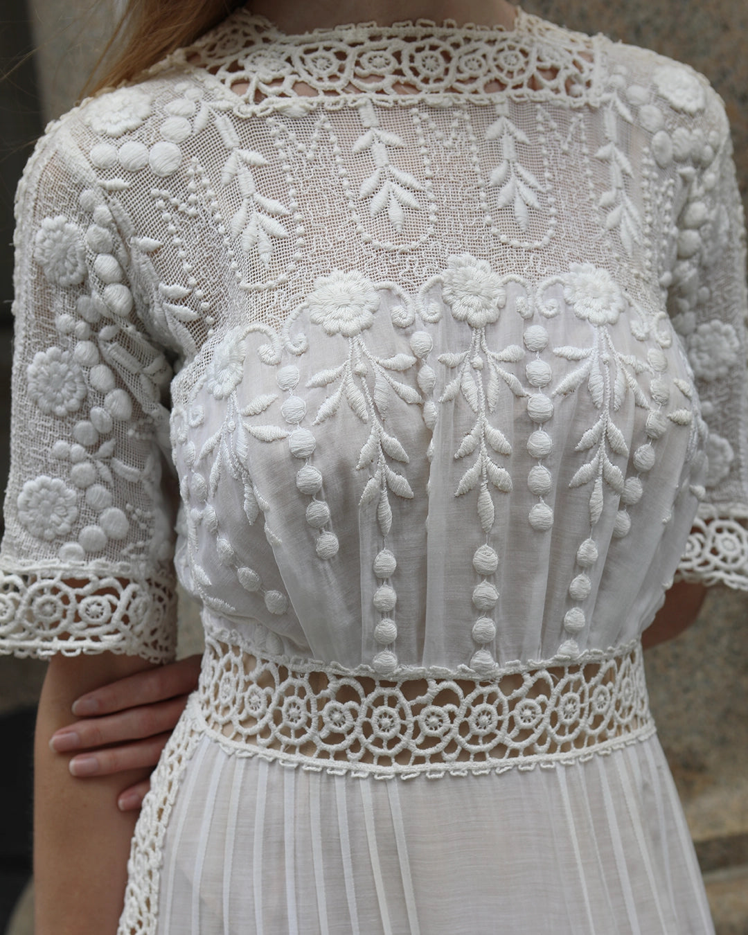 Antique Edwardian Embroidered Ivory Lace Dress