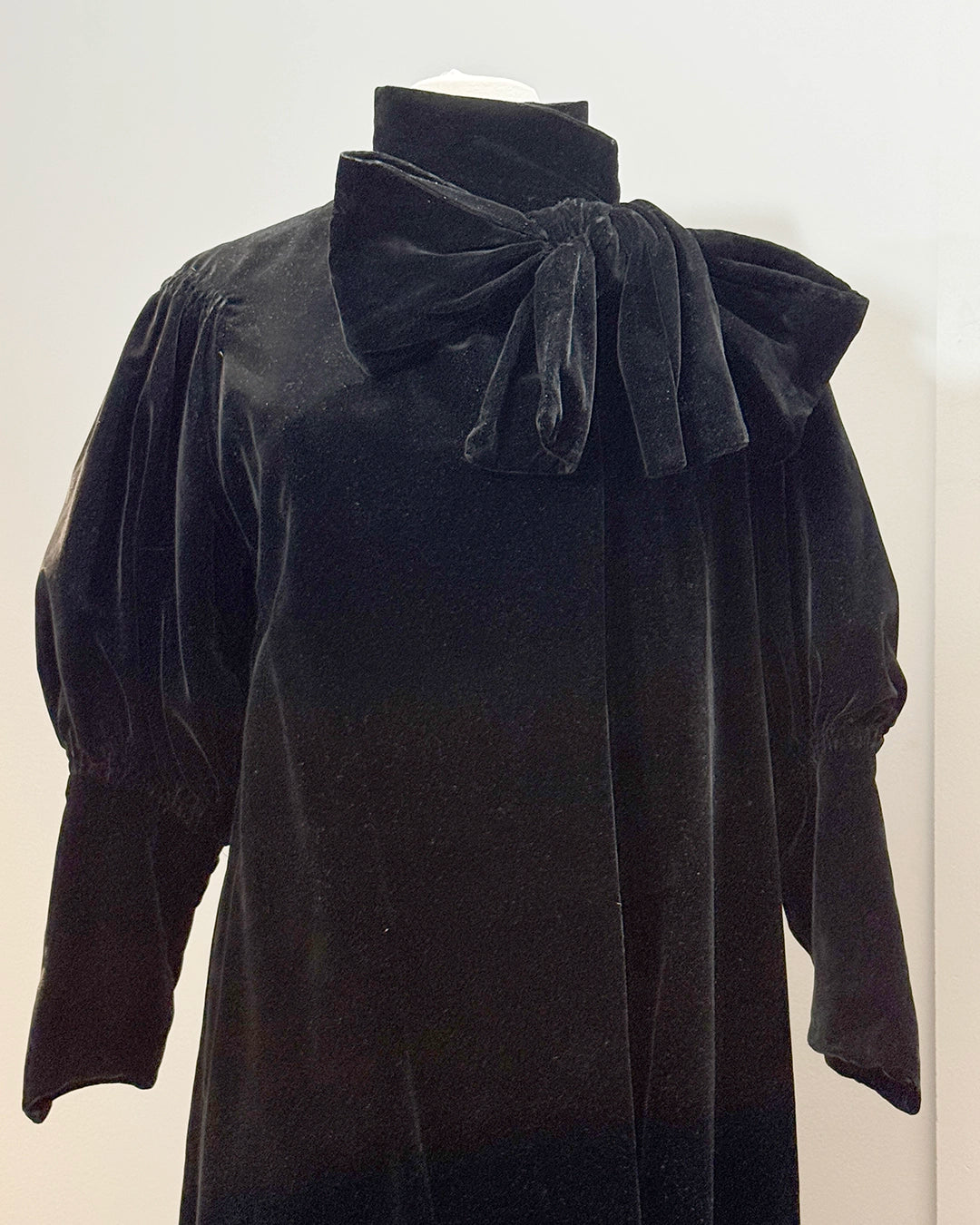 Antique 1920s Velvet Mutton Sleeve Opera Coat with Bow Collar