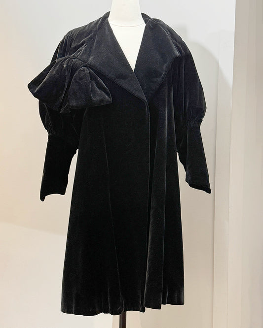 Antique 1920s Velvet Mutton Sleeve Opera Coat with Bow Collar