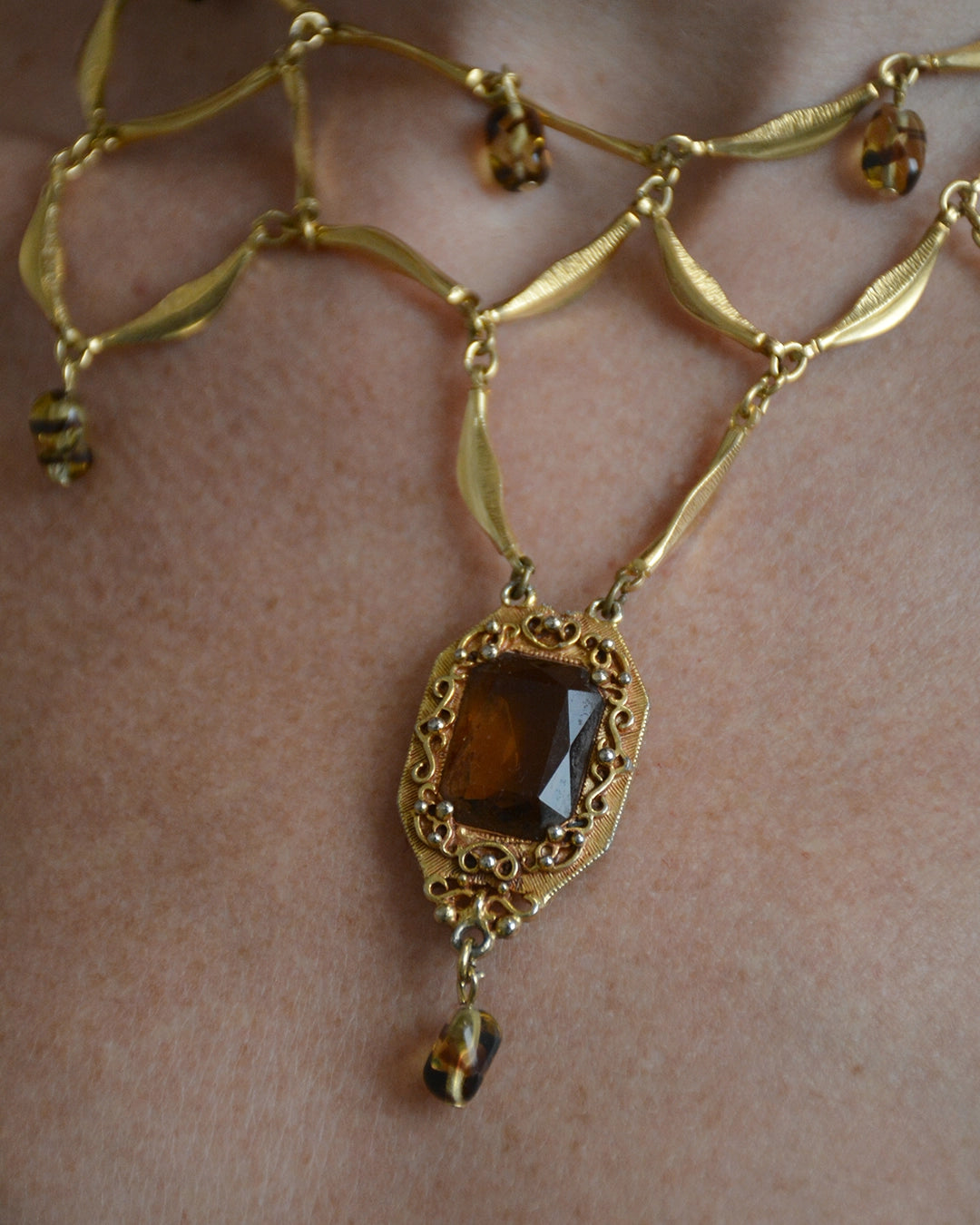 Vintage Victorian-Style Festoon Necklace with Topaz Paste