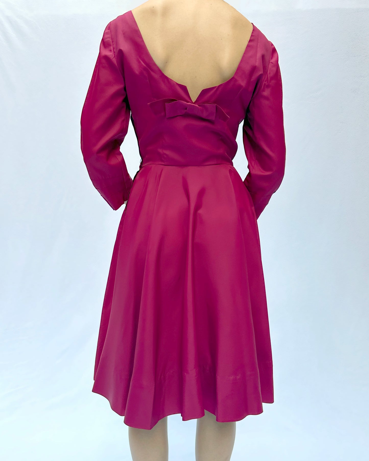 VINTAGE 1950s FIT AND FLARE DRESS