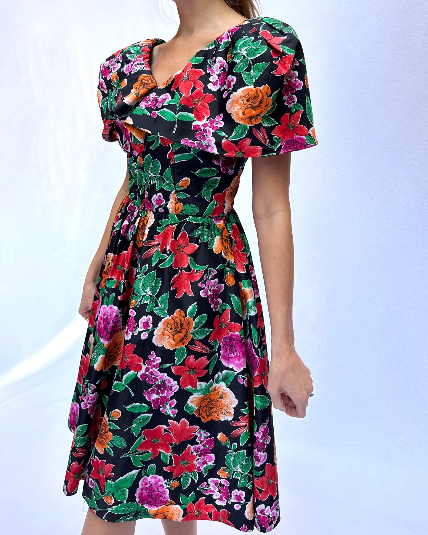 Vintage 1980s Floral Puff Sleeve Cape Neck Party Dress