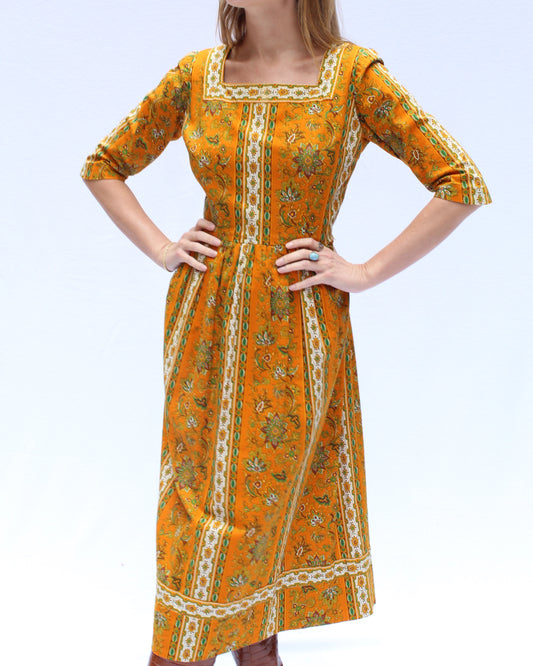 Vintage Autumnal Paisley Chintz Dress