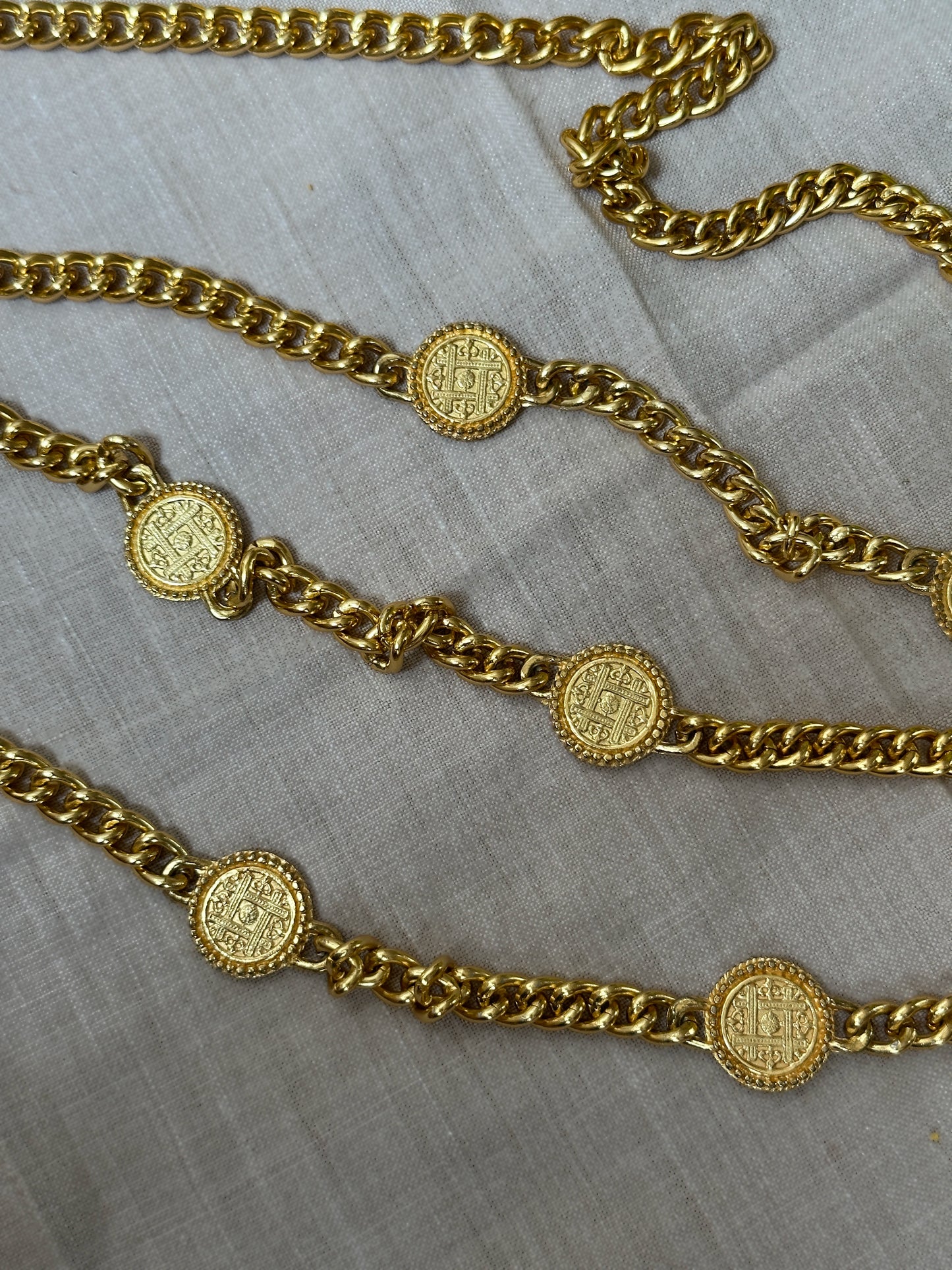 Vintage Gold Medallion Chain Belt