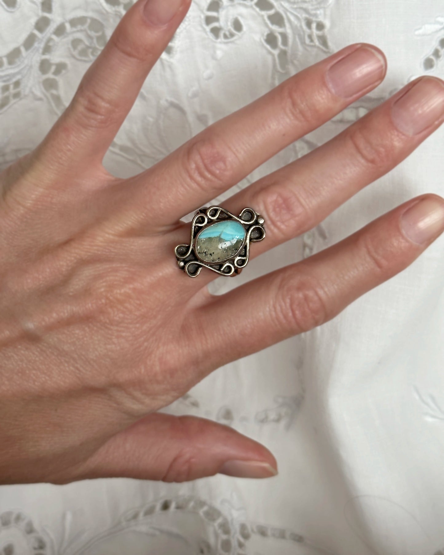 Vintage Artisanal Turquoise Ring In Sterling Silver