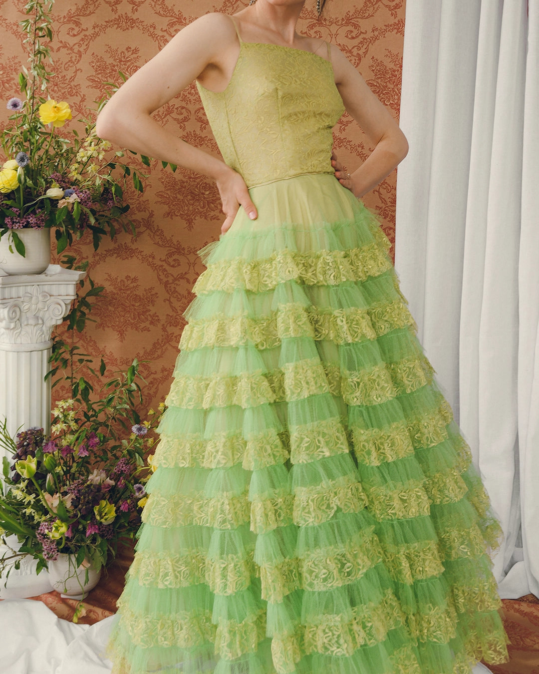 VINTAGE 1950s CHARTREUSE LACE CUPCAKE DRESS