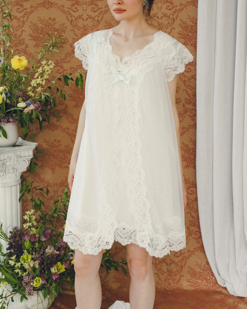 Vintage 1960s Ivory Peignoir Set With Blue Embroidery
