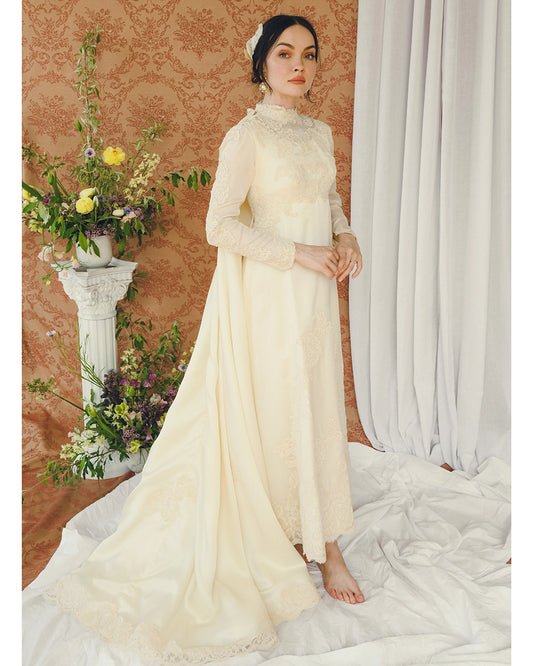 VINTAGE LONG-SLEEVE COURT TRAIN WEDDING GOWN WITH DETACHABLE WATTEAU CAPE; MATCHING HEADPIECE AND VEIL