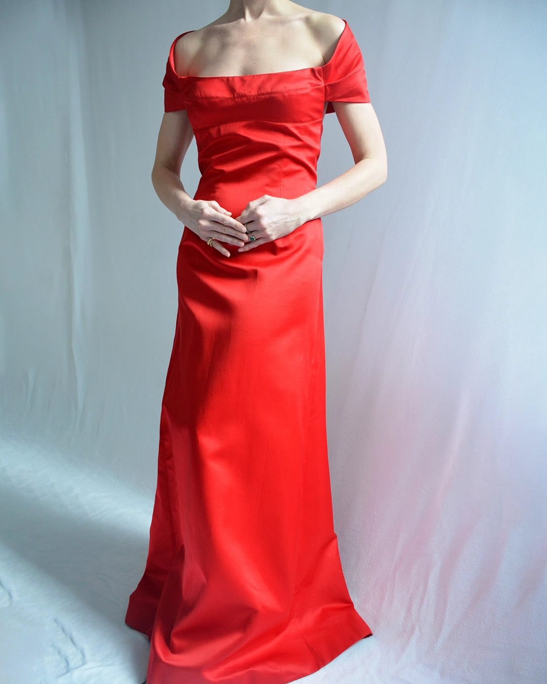 vintage couture dresses Richard Tyler Portrait Neckline Satin Gown Size:16567 22,362 White Dress With with beautiful flutter sleeves Cute Matching Outfits for Sisters