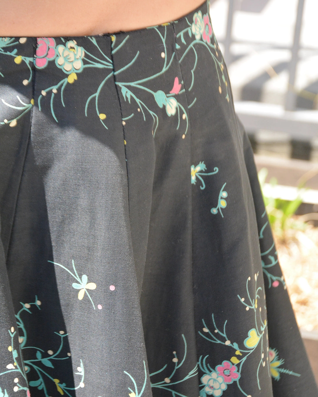 Vintage 1950s Printed Circle Skirt, 12 panels