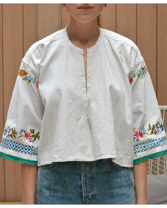 Vintage 1950s Slavic Hand-Embroidered Linen Peasant Blouse