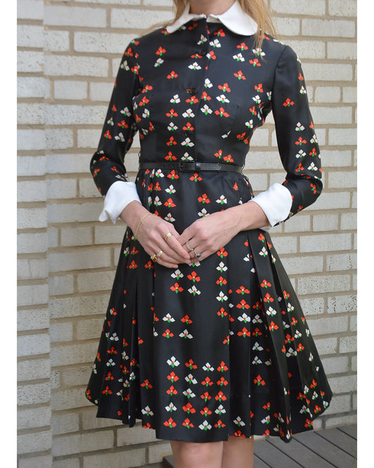 Vintage 1960s Chester Weinberg Printed Silk Shirtwaist Dress